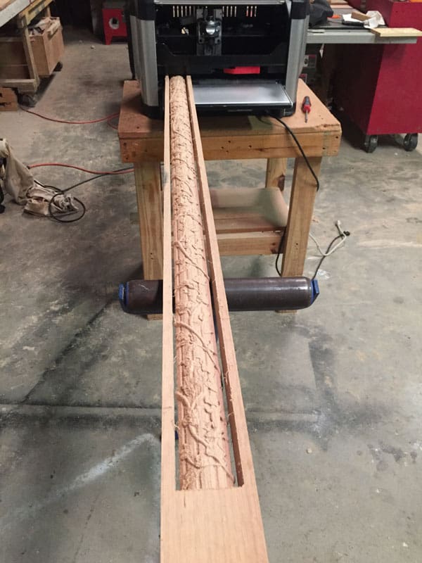 CWLIB7_carvedcolumns1